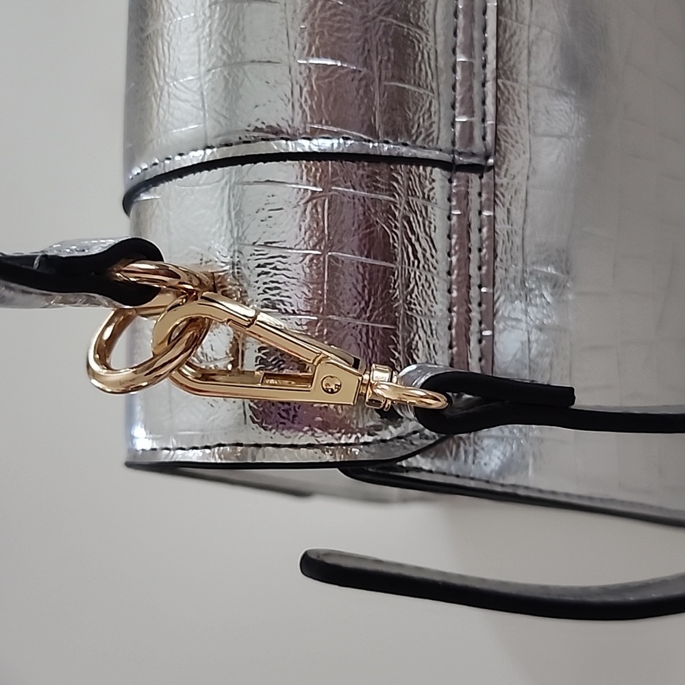 Aldo Rotoua Silver Gold Two Tone Metallic Top Handle Crossbody Mini Handbag - Picture 12 of 14